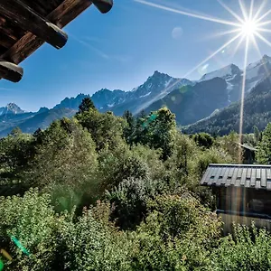 chalet-heron.hotels-rhonealpes.com/